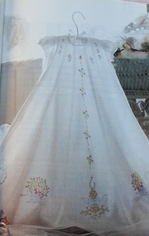 Sew Beautiful Magazine May June 2005 Issue 100 Petite Papillion by Wendy Schoen